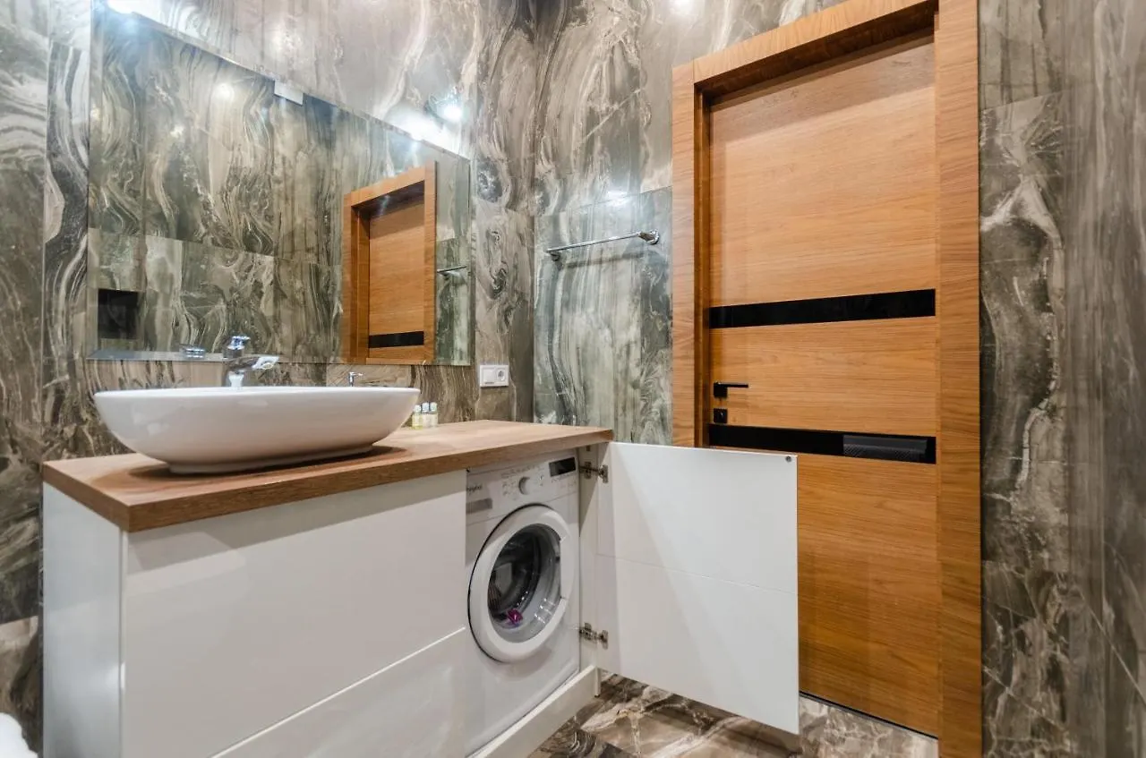 Petrovdom Apartaments 8-188 In Rc Central Park, 7 John Mccain Street Kyiv Ukraine